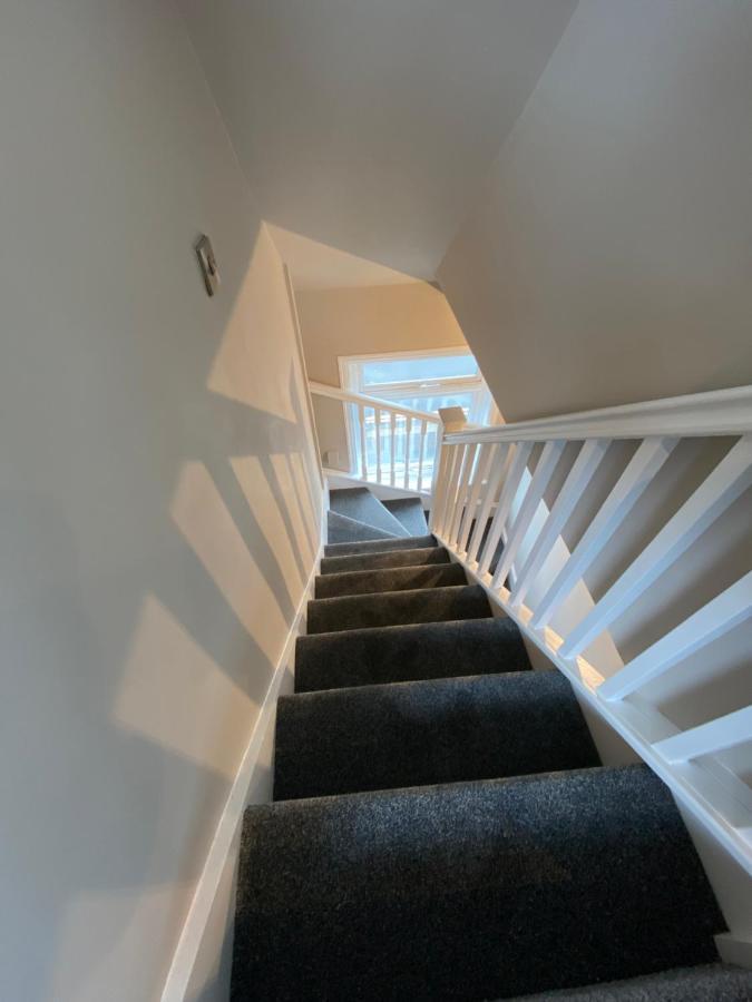 Lovely Spacious Loft Close To Train Station Worthing Dış mekan fotoğraf