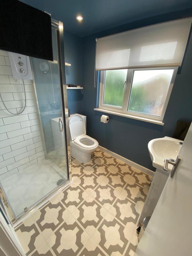 Lovely Spacious Loft Close To Train Station Worthing Dış mekan fotoğraf