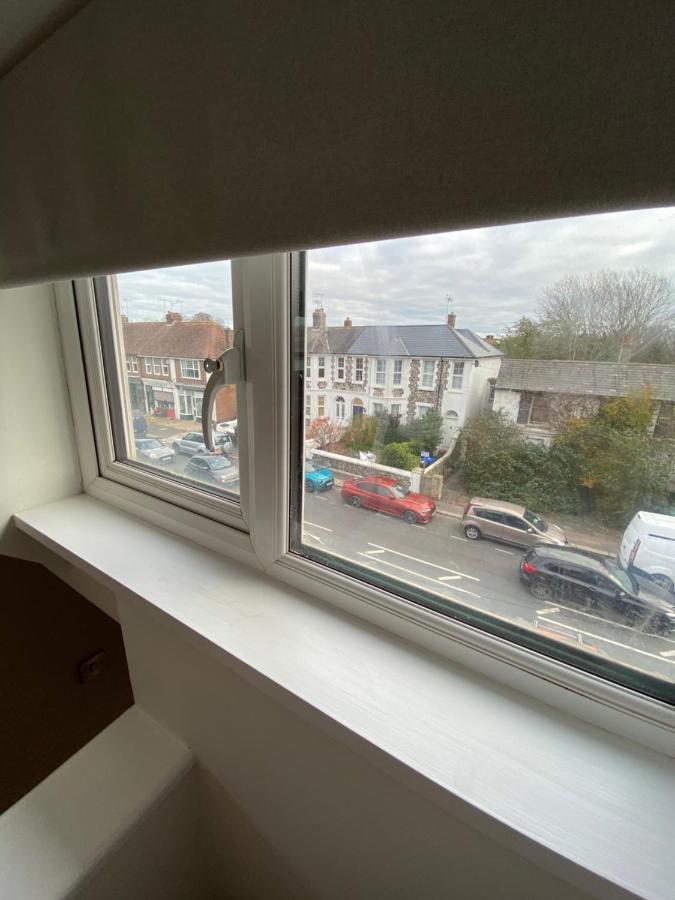 Lovely Spacious Loft Close To Train Station Worthing Dış mekan fotoğraf